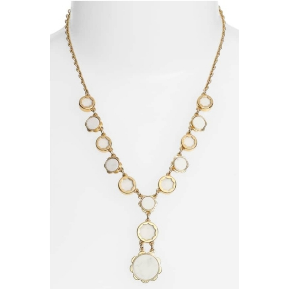 Punchy Petals Necklace